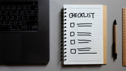Checklist de requisitos legales para una tienda online en España (2025)